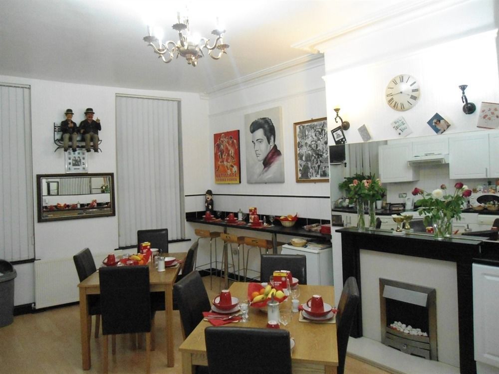Liverpool Lodge Екстер'єр фото
